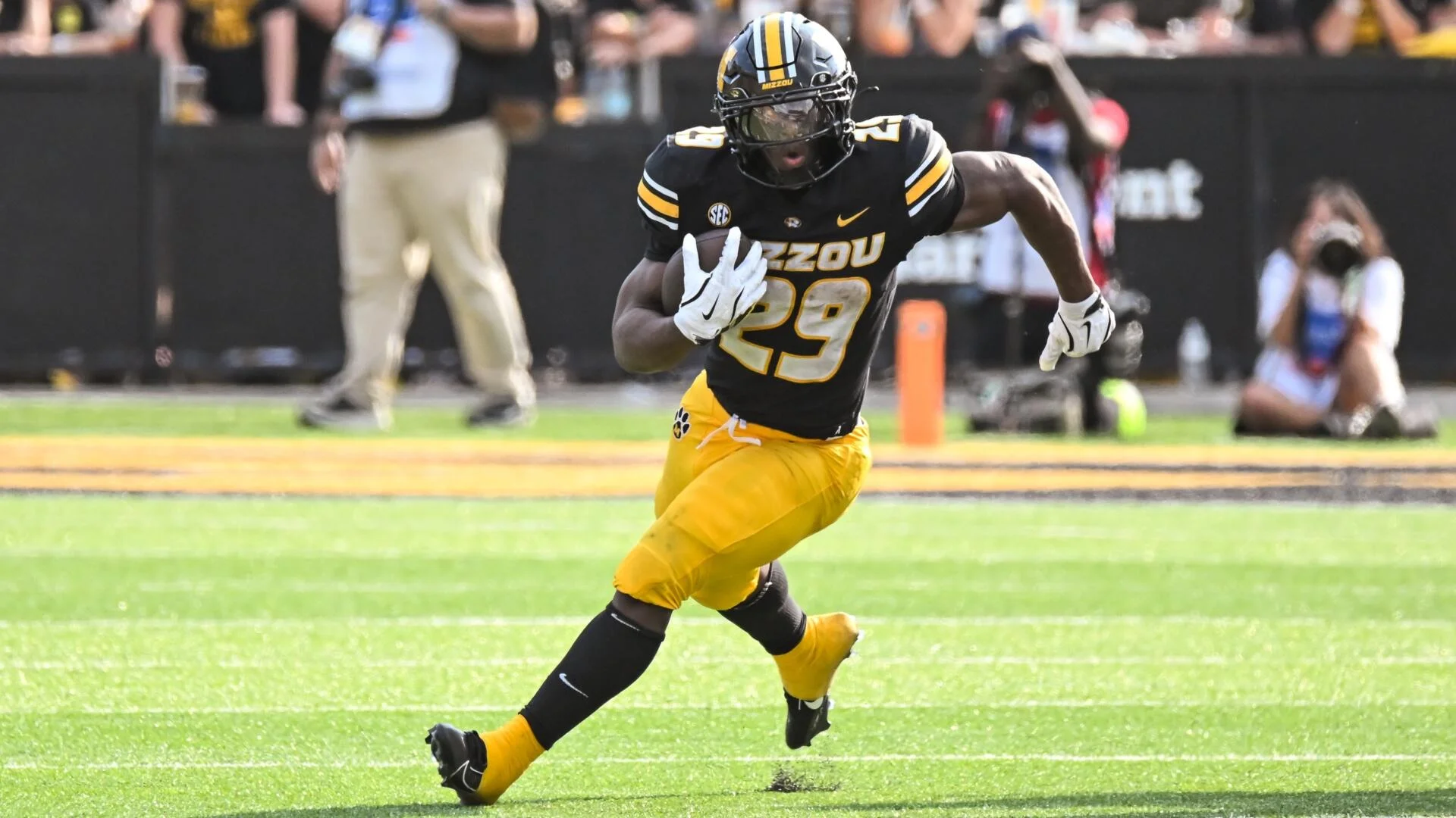 Ahmad Hardy returning for Missouri: Star RB set for season debut after recovering from gunshot wound